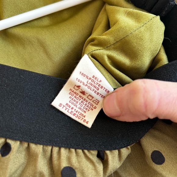 *Excellent Pre-Loved* Hem & Thread Olive Skirt with Black Dots - Picture 3 of 4